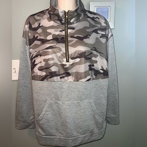 Long Sleeve Camo Zip Up - Size L